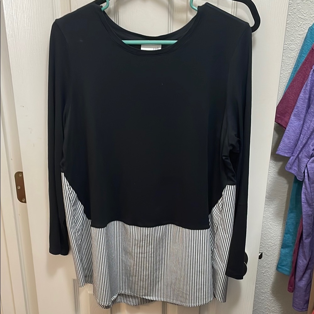J. Jill Black and Gray 3/4 Sleeve Boxy Tunic